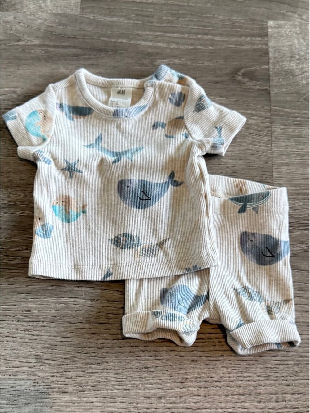 H&M, newborn, knit ocean baby short sleeves and shorts set